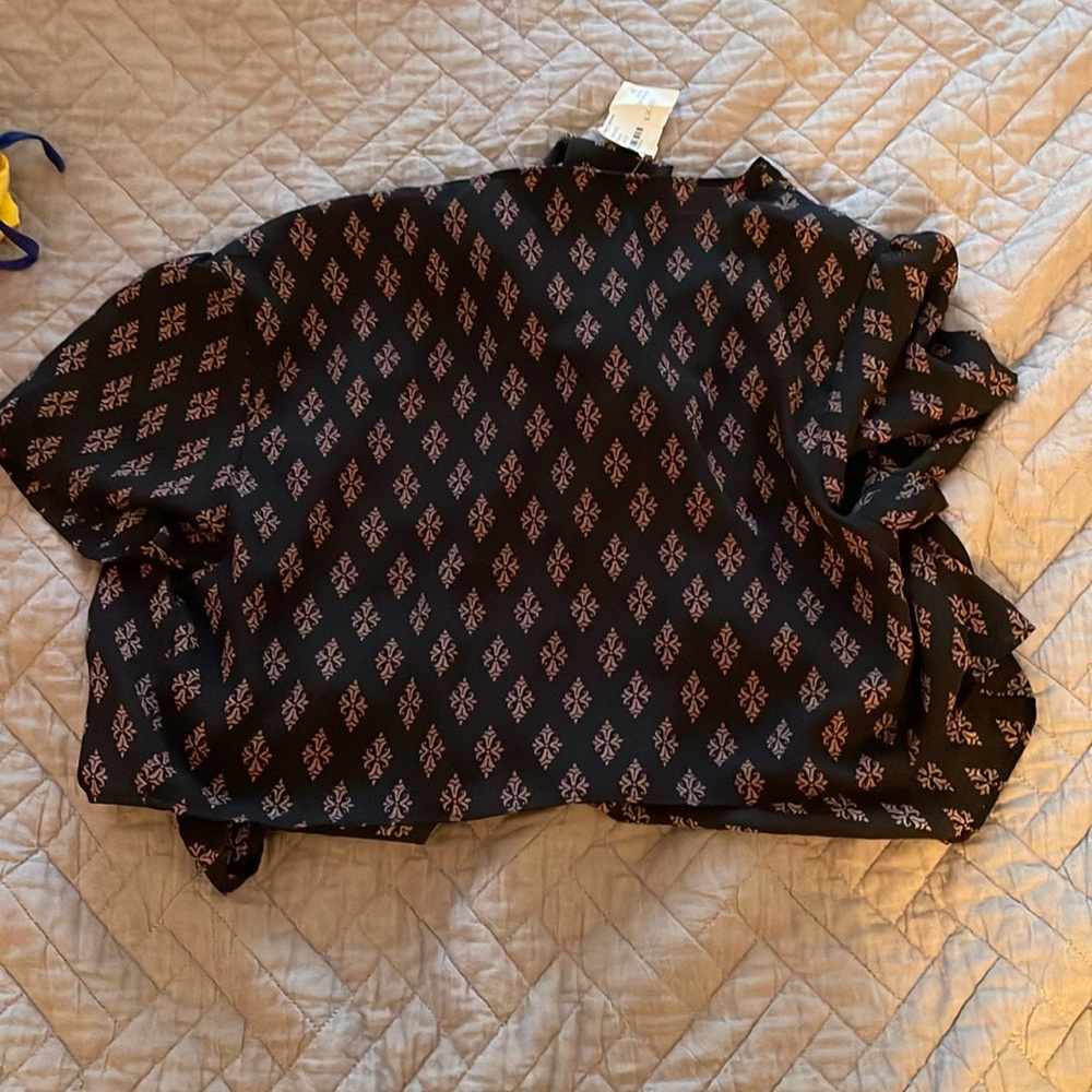 Ruby and Jena crop top